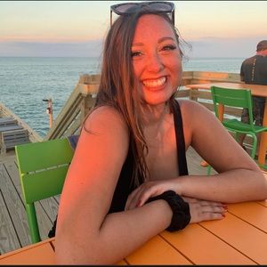 Meet your Posher, Kara